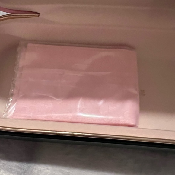 Like new !Kate spade aviators sunnies - Picture 2 of 10